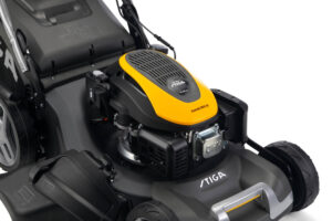 kosiarka spalinowa stiga z wydajnym silnikiem