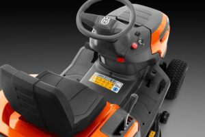 Husqvarna Traktor ogrodowy TS 112 Husqvarna Traktor ogrodowy TS 112