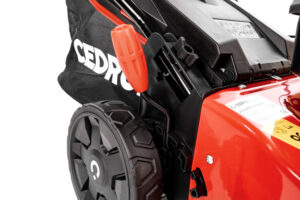 Kosiarka Cedrus KS42 z wydajnym agregatem tnącym