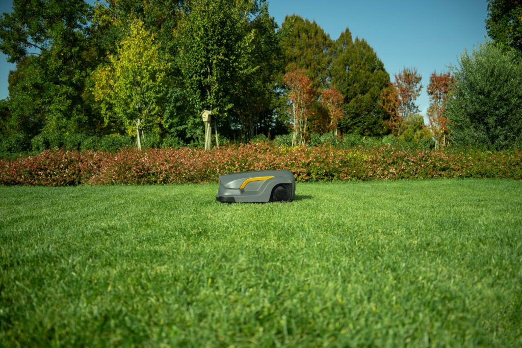 Stiga Autonomiczny robot koszący A 100v Stiga Autonomiczny robot koszący A 100v